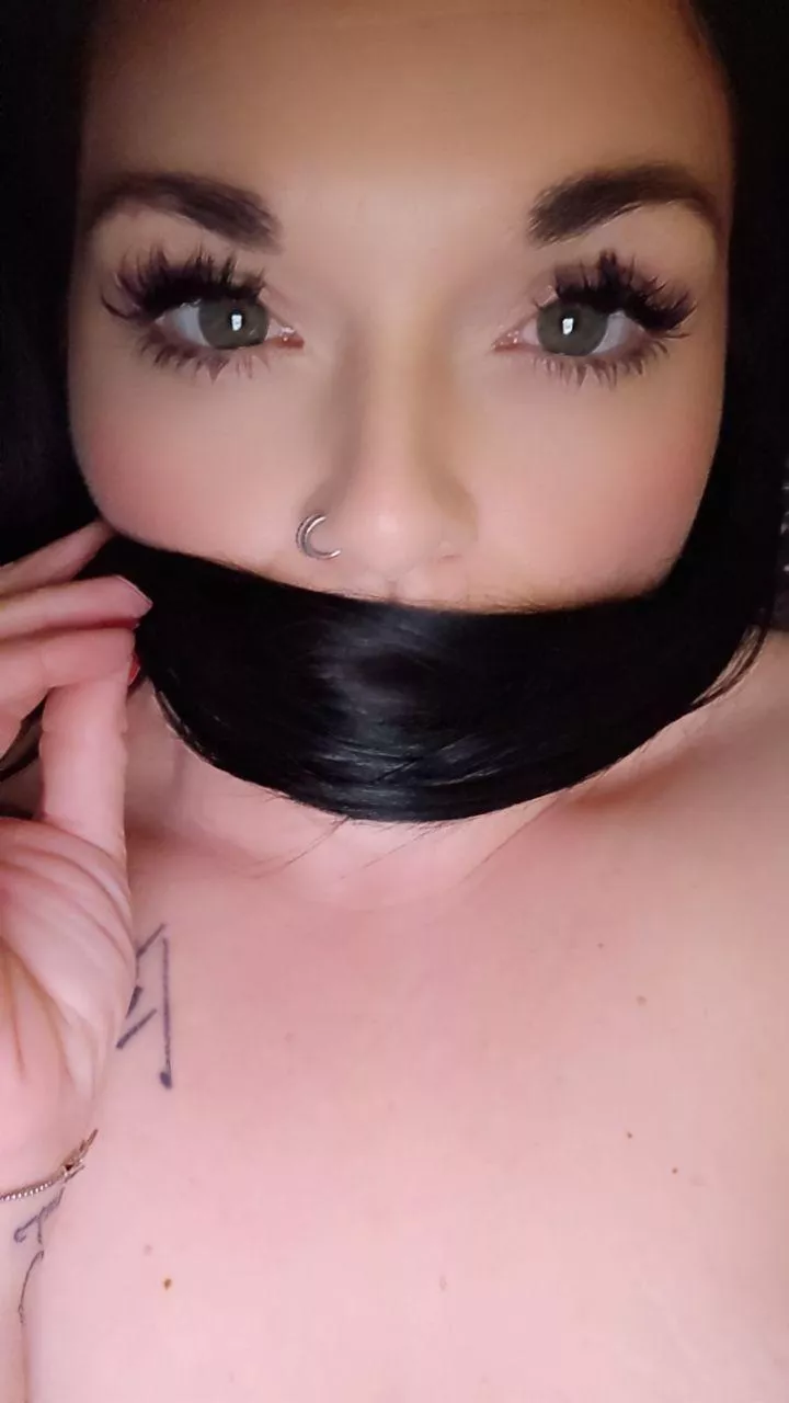 Mouth shut posted by DeliciousReaction798