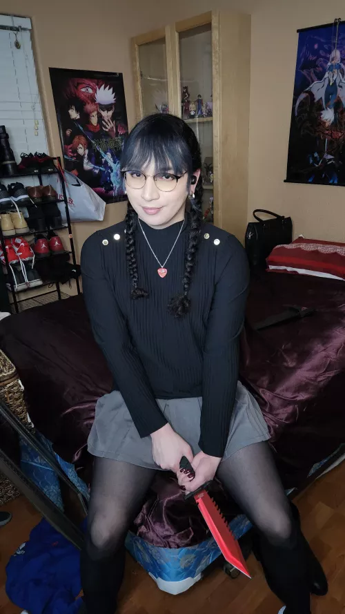 My friend says I look like a yandere in this pic 😆 by WitchofHeat45