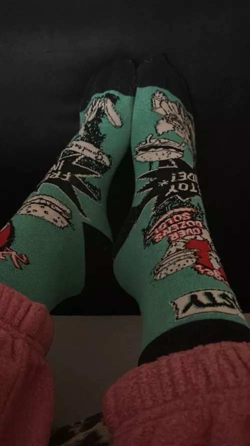 Simpsons socks [F] by Fun_Sugar_8172