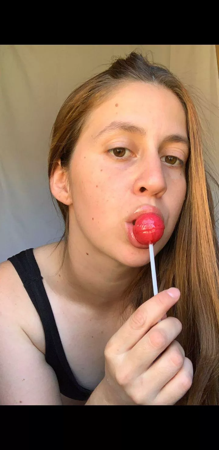 Small and hot latina posted by Stefysweet97