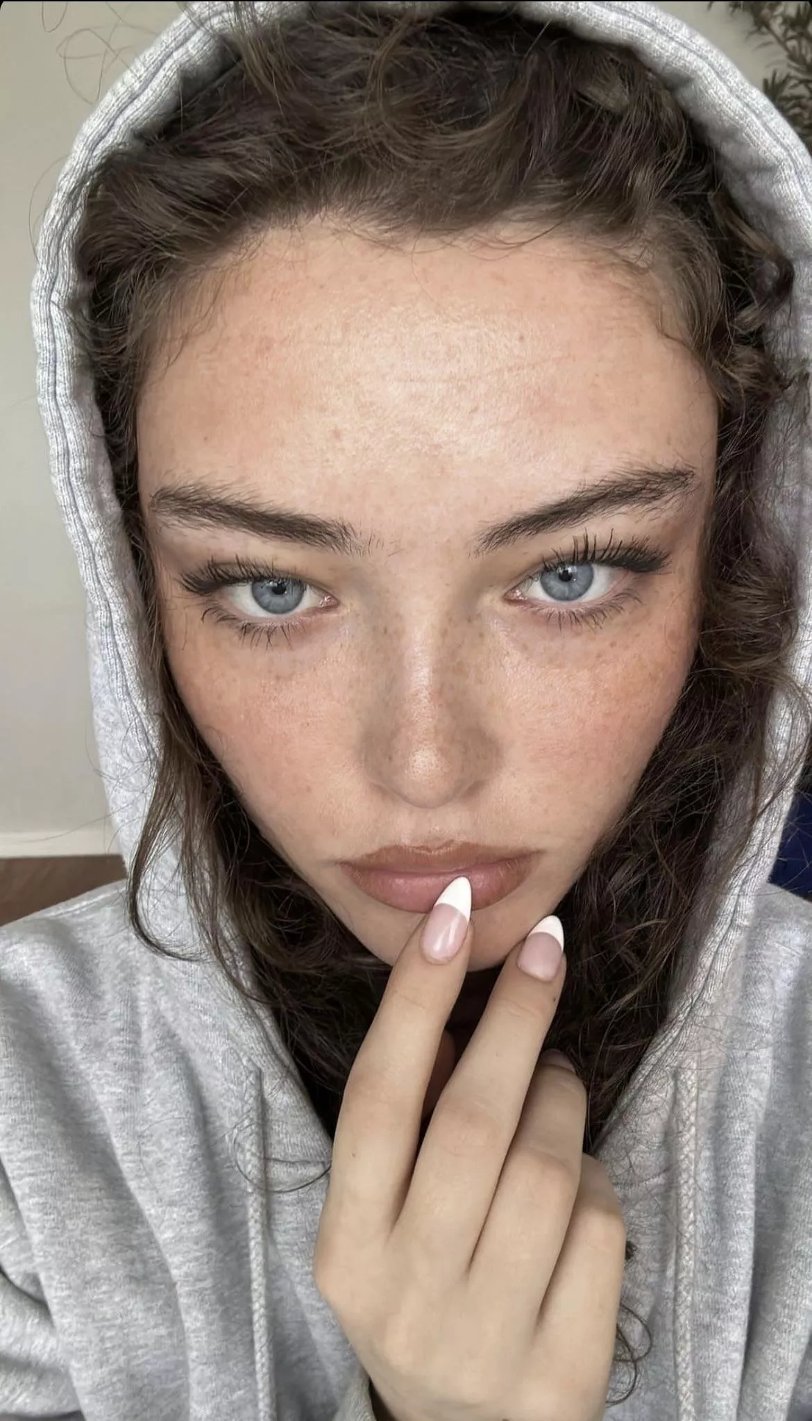 Sydney Melman posted by Frankg145