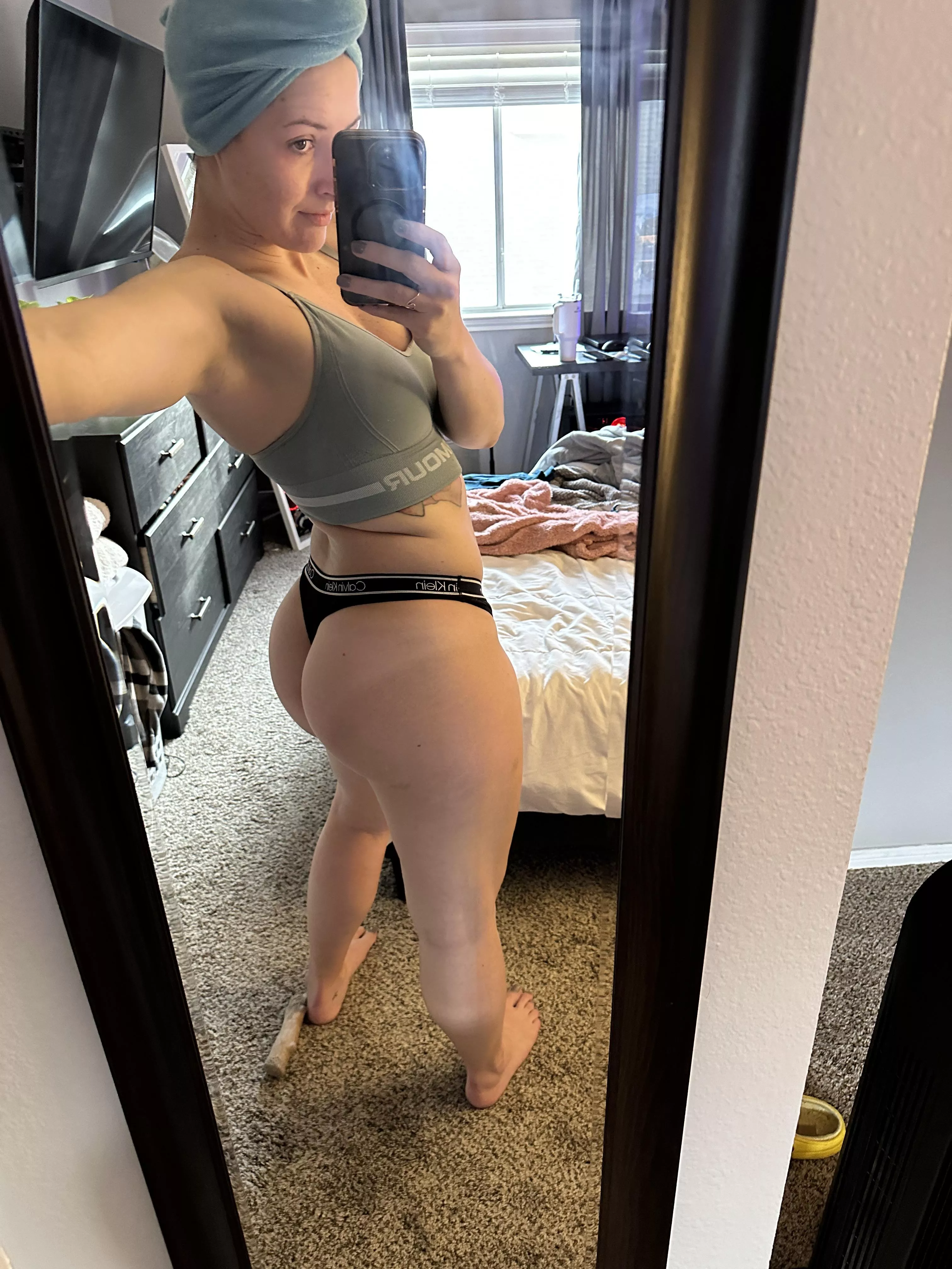 the booty is always eating posted by cumwcourt