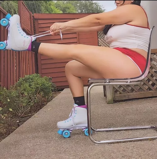 Time to skate around town. by Faceless_Fantasy9