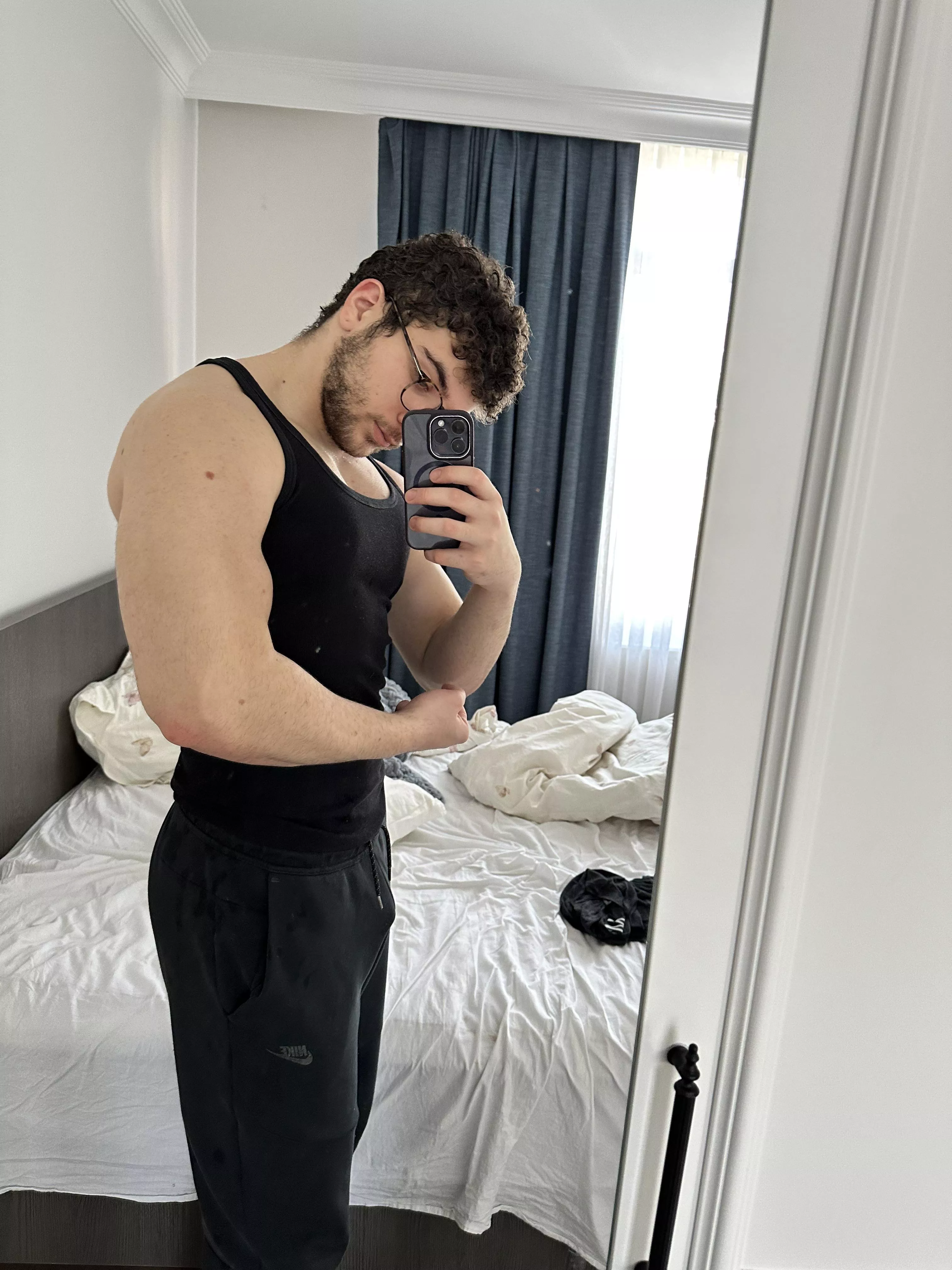 twinks dm posted by Pristine-Treacle9713