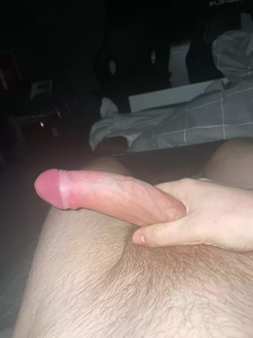 18m just turned 18 looking for young people around my age😛@jesseboston23 by Ok_Beginning2055