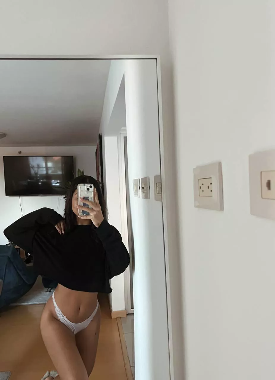 Any school boys who would do me in the classroom? ;) 18F posted by ClappyYT