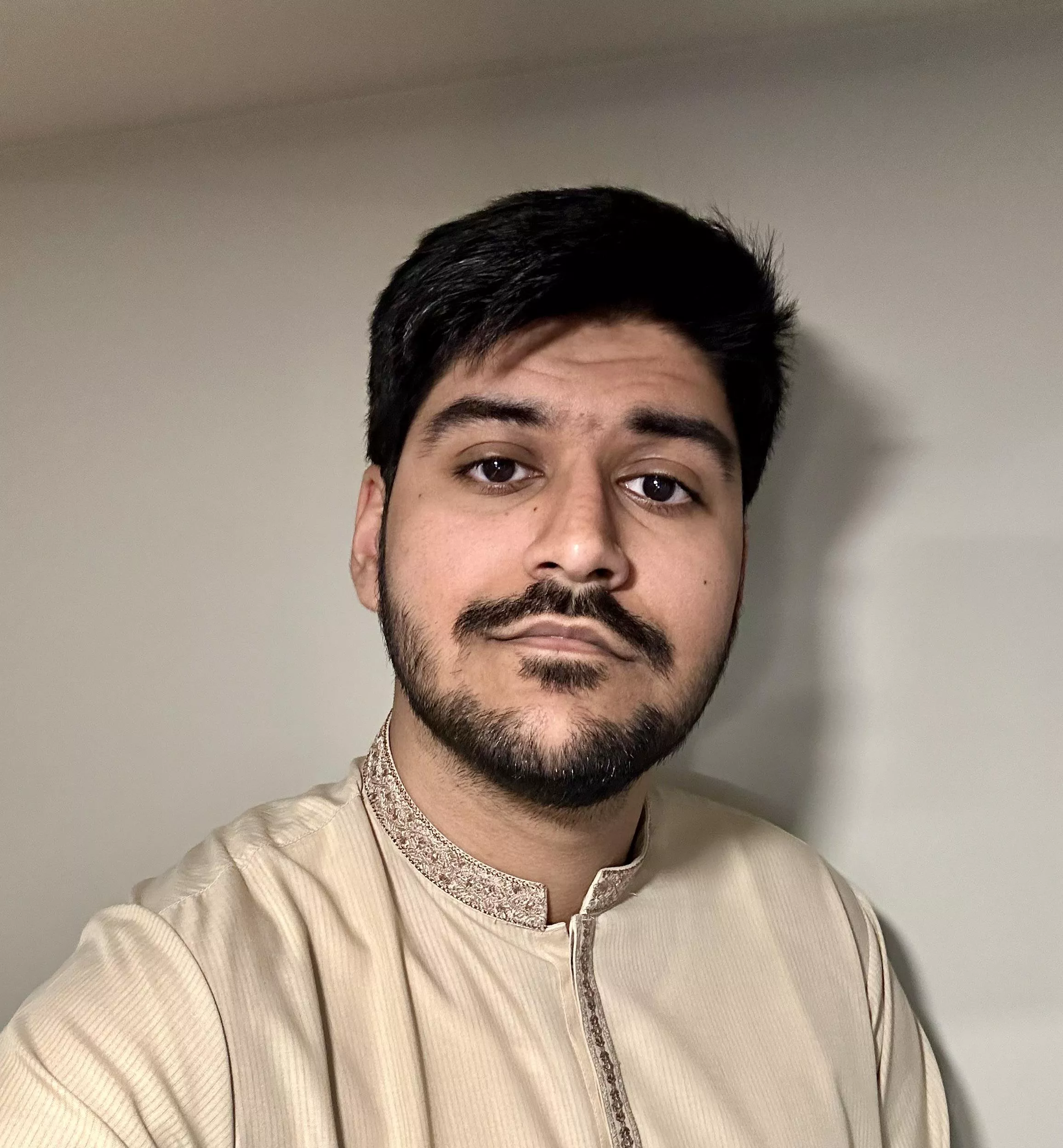 Anyone wanna chat on this chilly night? posted by araantoo