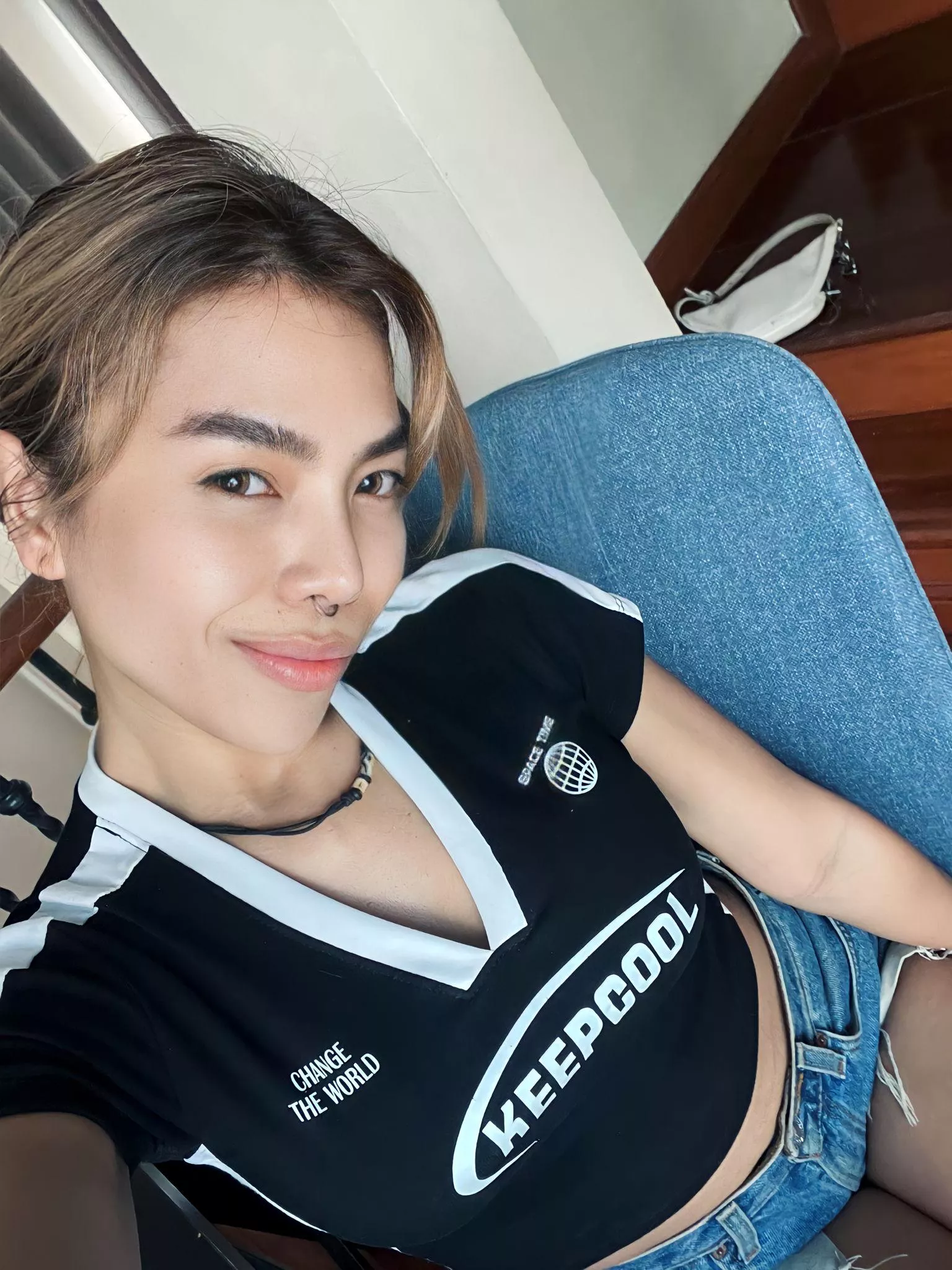 Can u resist the allure of my gaze? 😍 posted by essanirvana