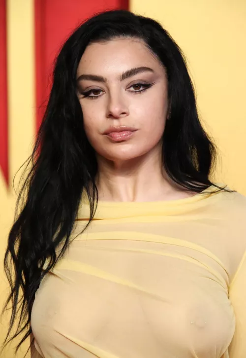 Charli XCX by ovaline101063