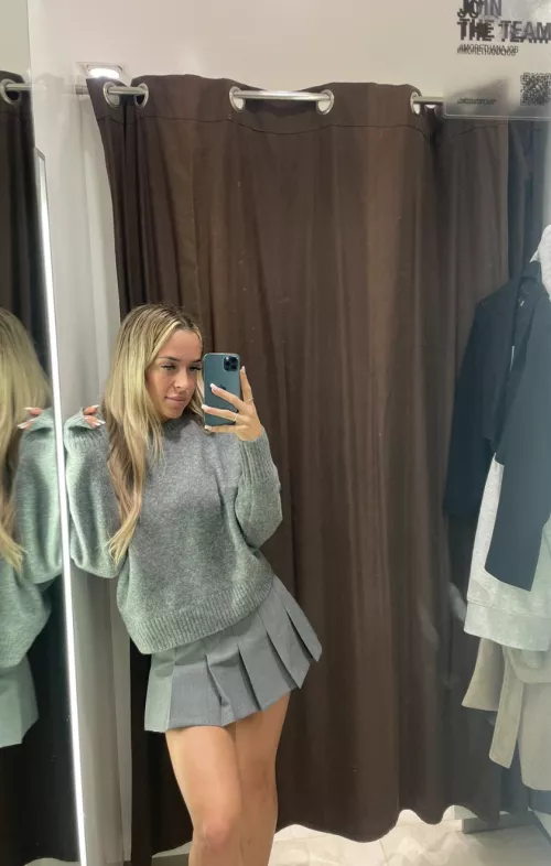 Classy and cute by PeaExcellent3321