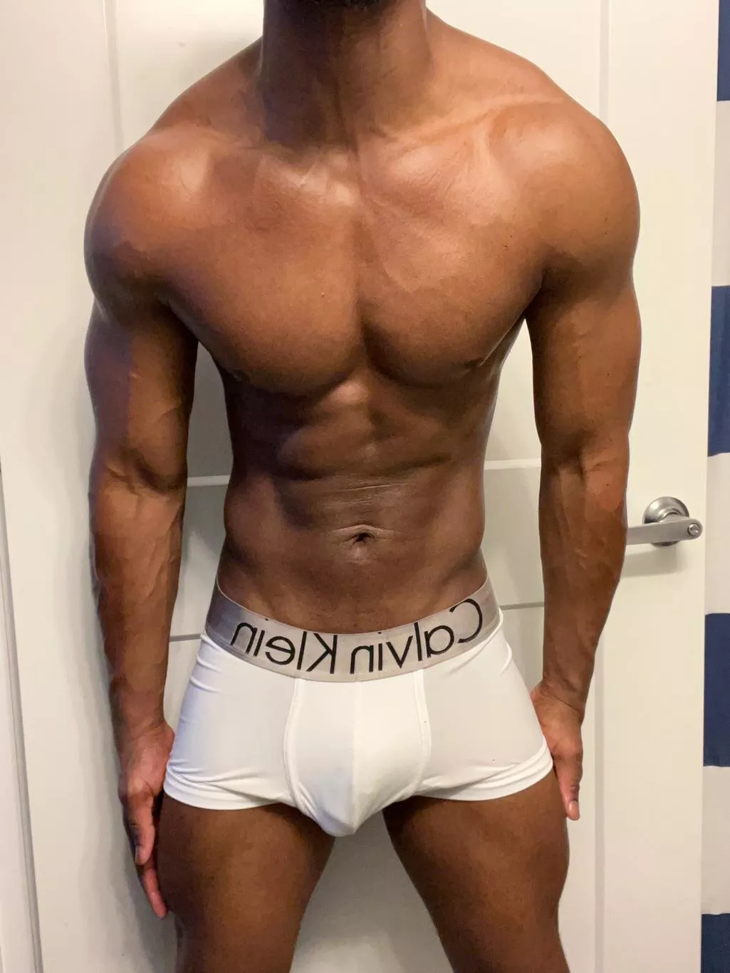 Come lick me down  posted by Lerenz0118