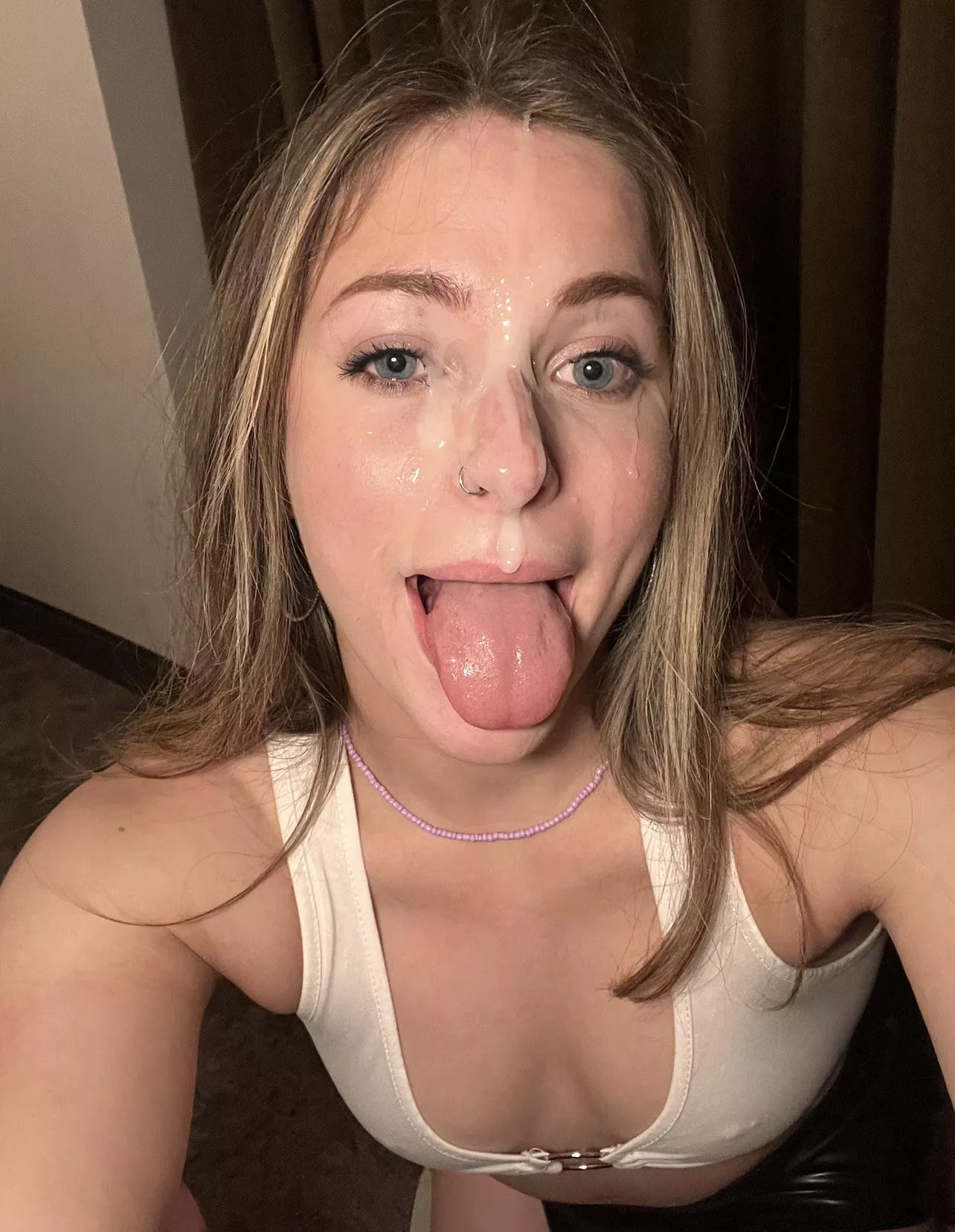 Cum on my face is the best way to end a first date posted by jessnjamez