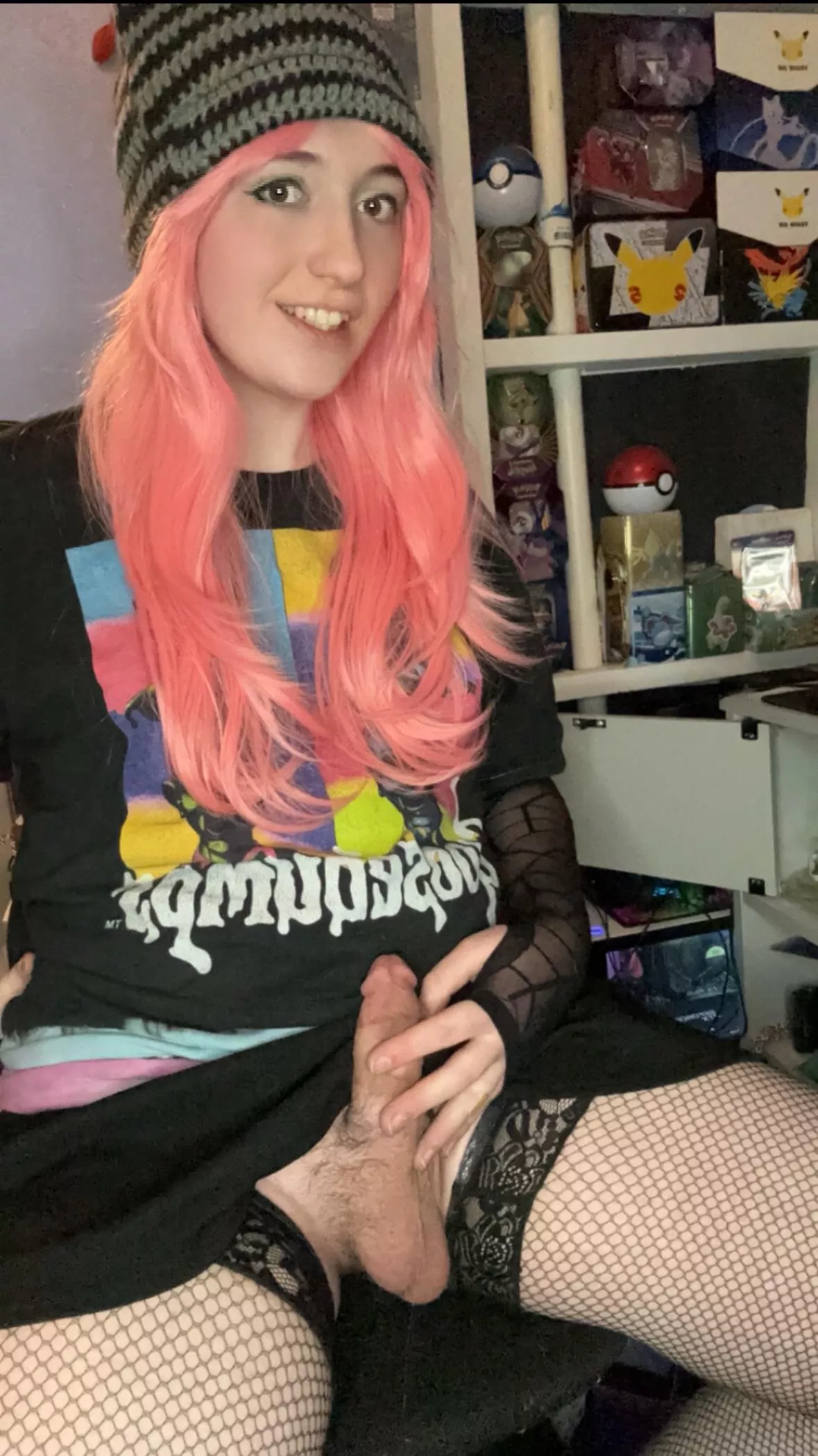 Do you accept nudes from a girl with a lightsaber posted by Abject-Gear4197