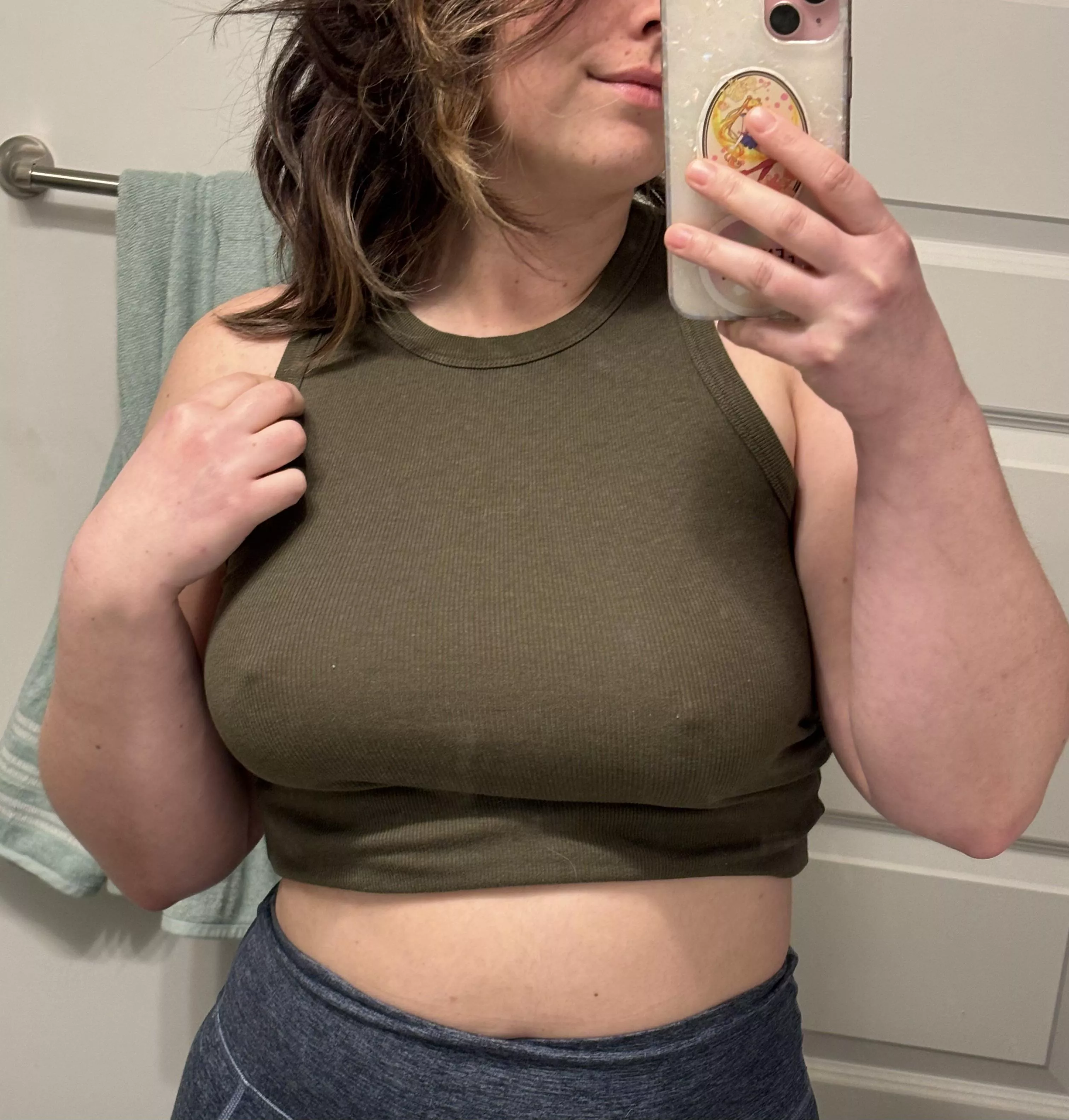 Don’t let my freckles distract you ;) posted by ellietheelephant29