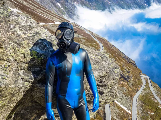 Drone will keep exploring the wide world ..🔍

But the photoseries ends for now... 

See you in the next one and stay curious 👀👋 by Rubberboxstuff