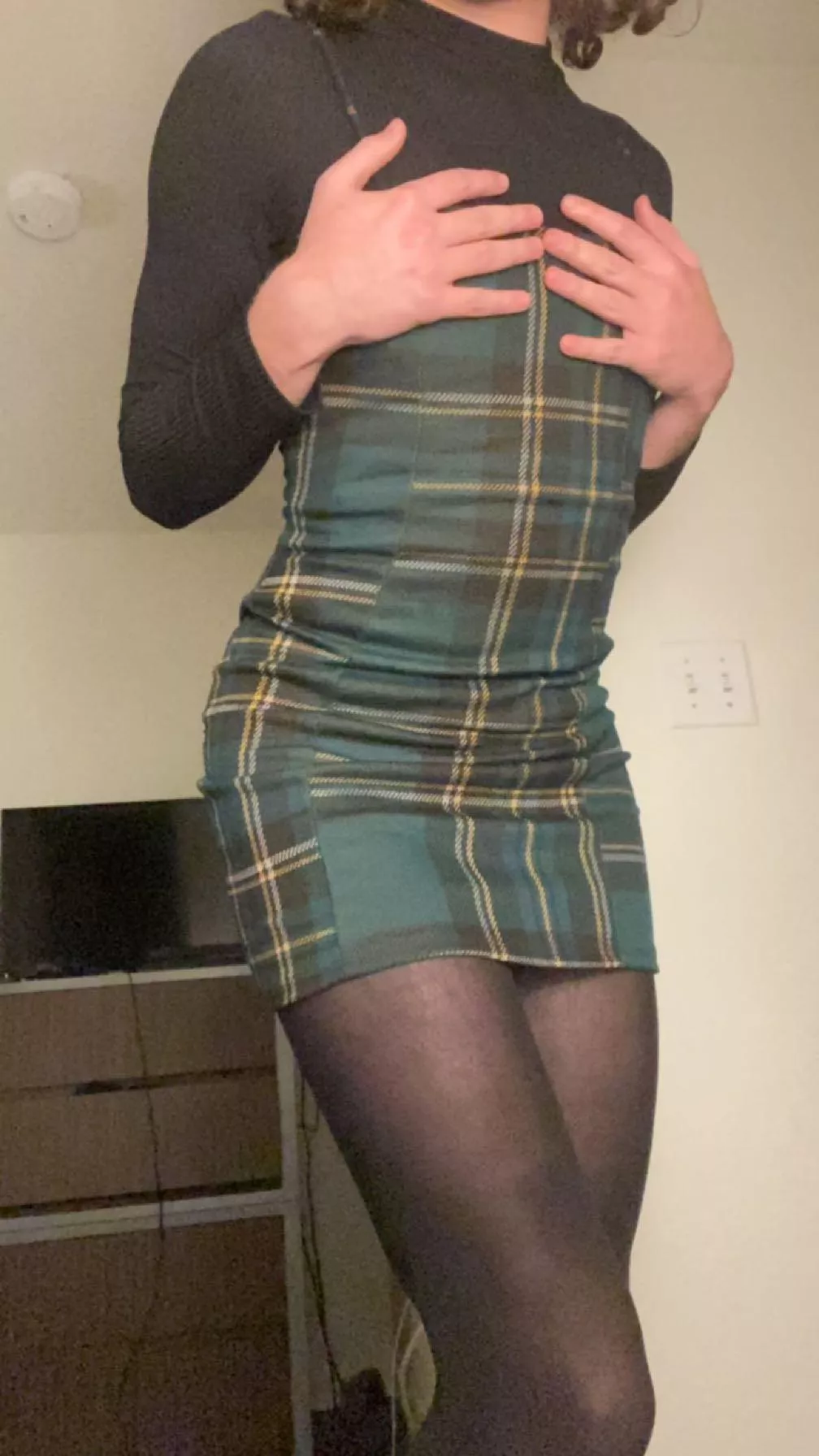 felt so cute in this dress ! posted by UwU-Femboy-UwU
