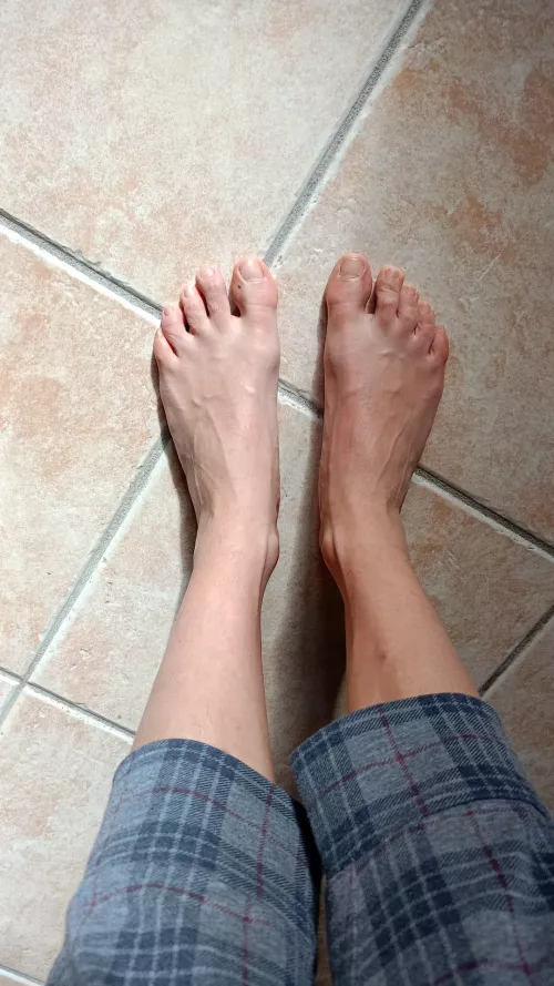 Finally verified! :) Hi all by annaleoo