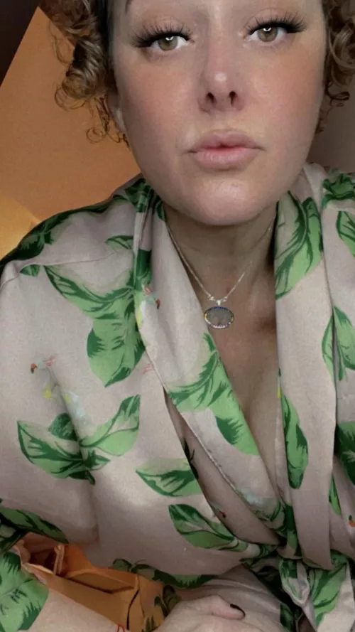 Getting ready with MommyDom by Moranadom