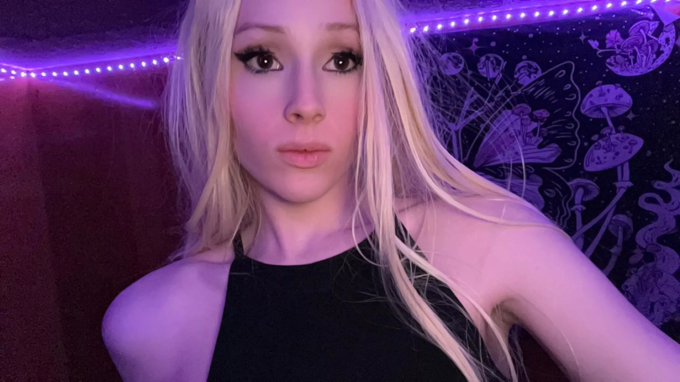 hi! 🫶🏻 posted by xnanopopx