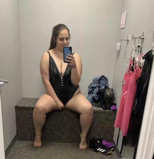 Hi guys  by Stunning_Tomato2956