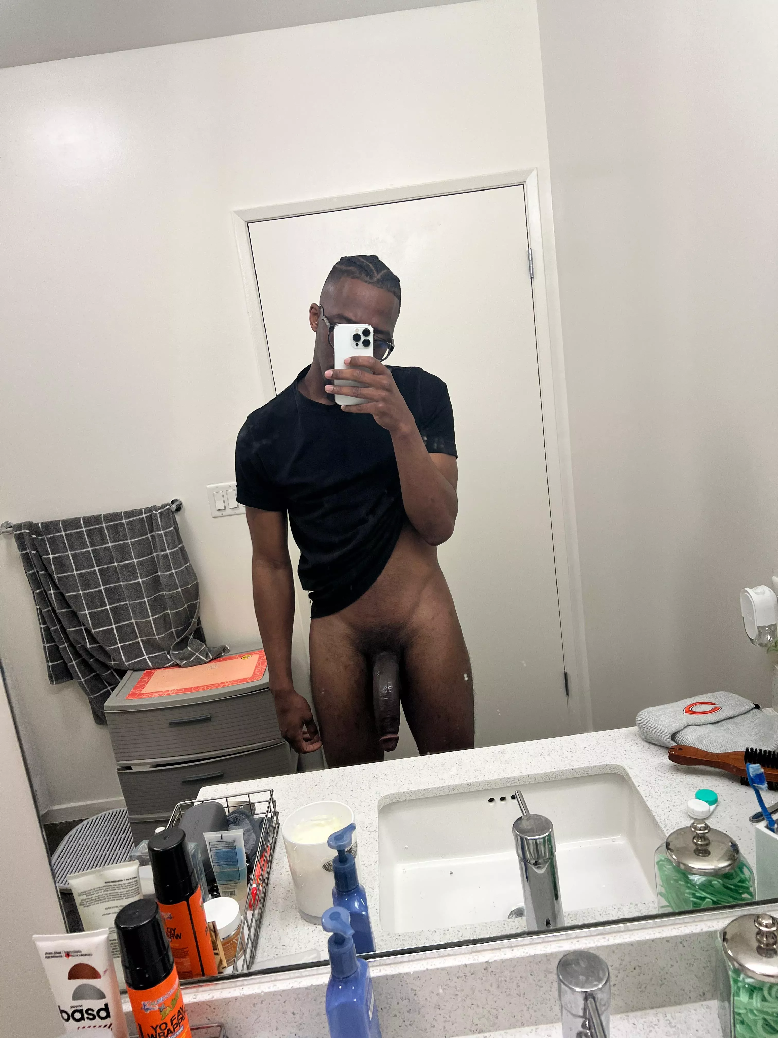 Hollywood, CA sluts wya posted by Savechristian