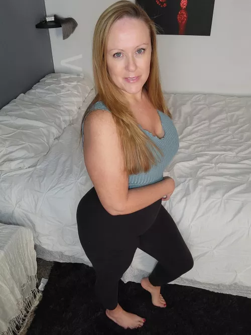 it's dedication to stay hot for 45 years  by Lady_Leoxxx