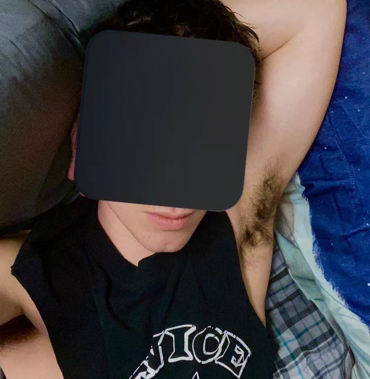 Lay  posted by PowerMovesOutHere