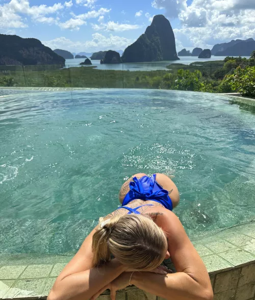 Leave a ❤️ if you’re jerking off by xxxanaisxxx