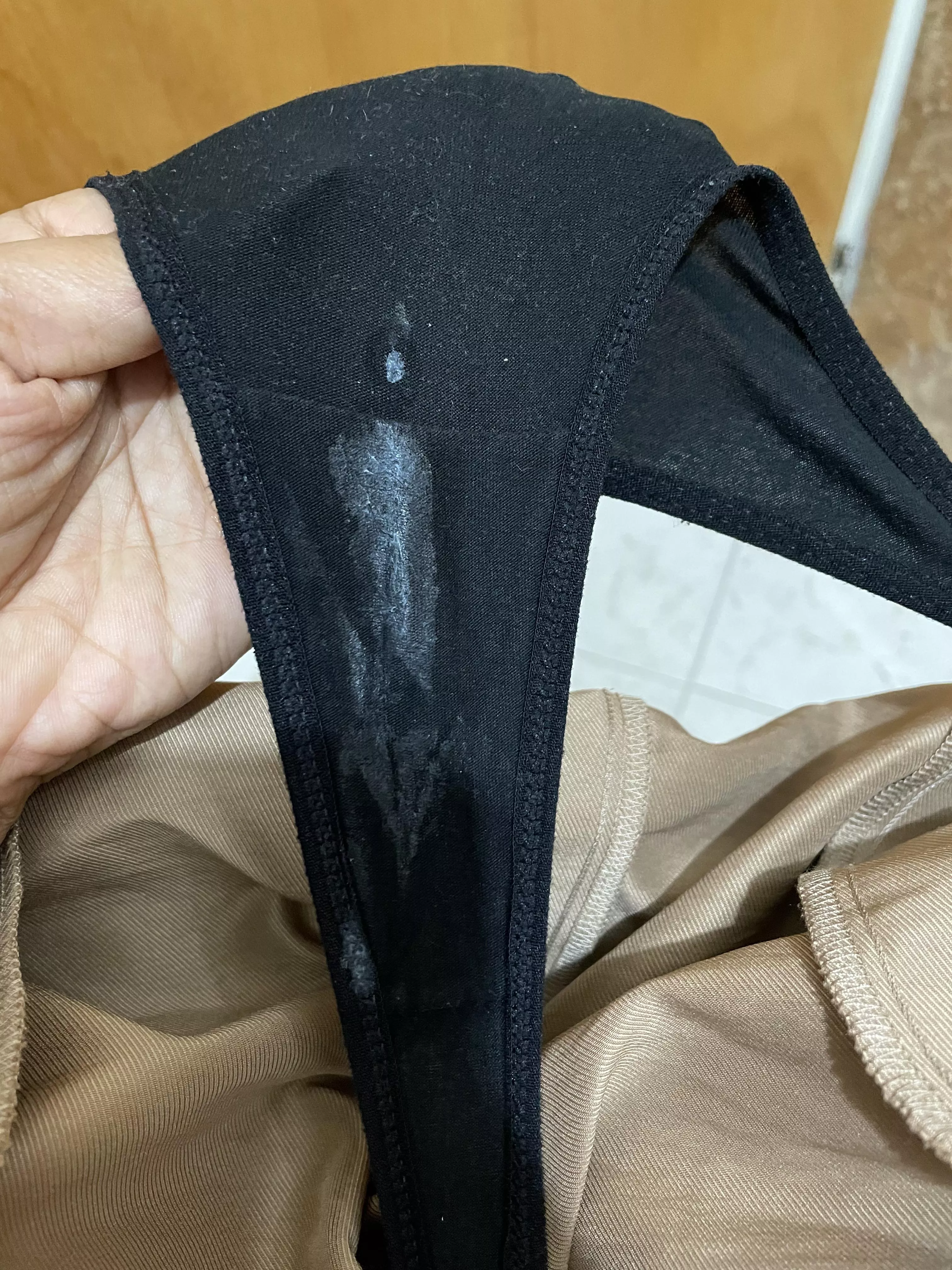 Looking for an expert who is unharmed from thongs posted by Iamkeisy