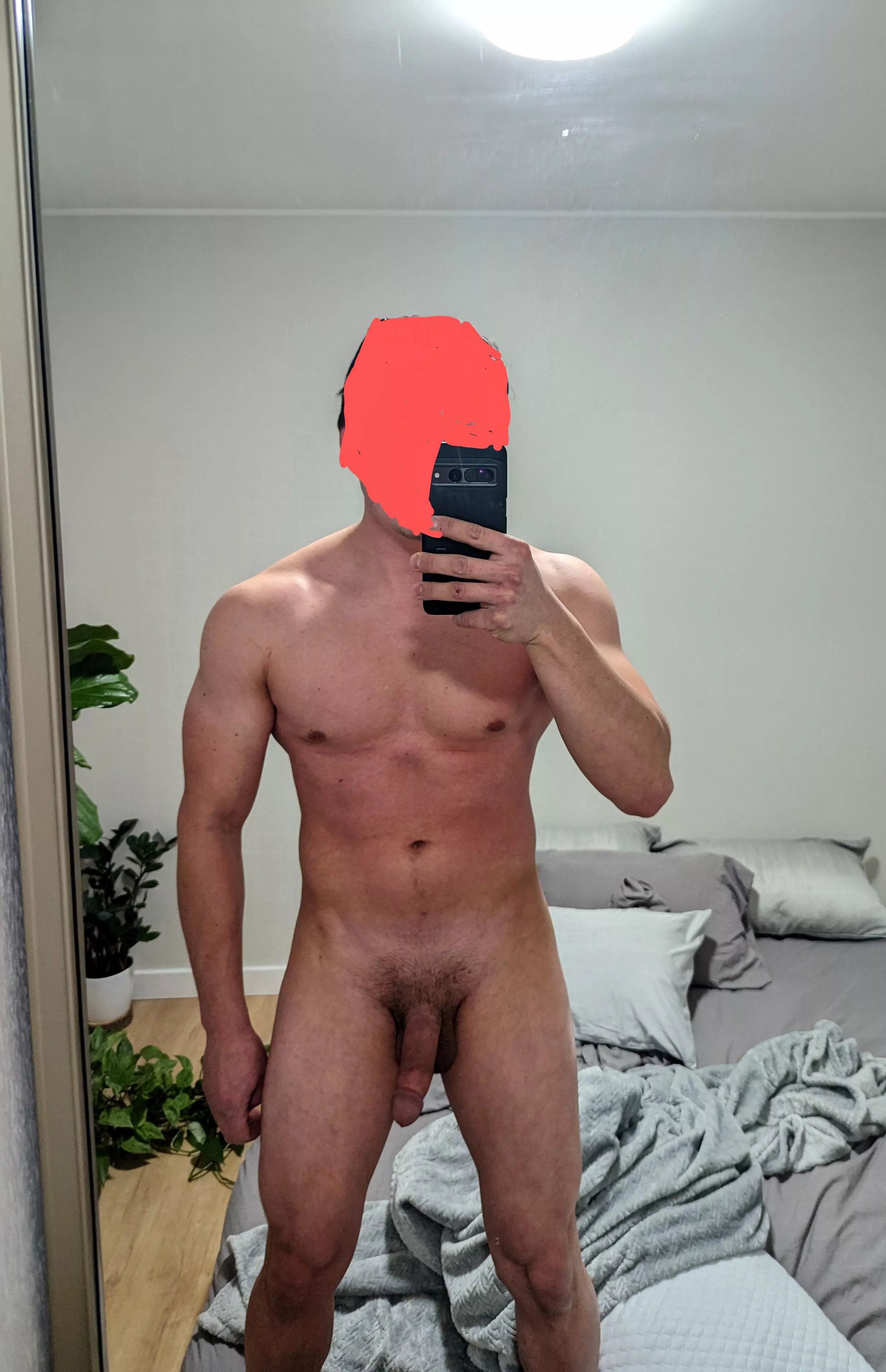 M25, 6'0, 177lbs posted by averagecanadianfella