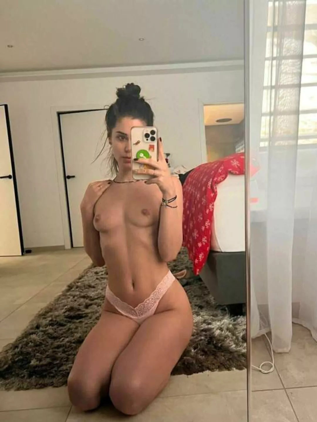 Marcelo is the luckiest guy...  posted by padyirishman