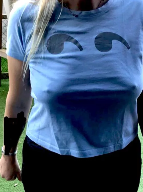 [mrs,37] Bra-free day today! Who’s with me?! by VeroVexy