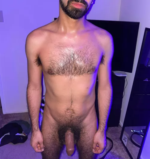 post workout m-29, 140, 5’9 by K4RMAJ