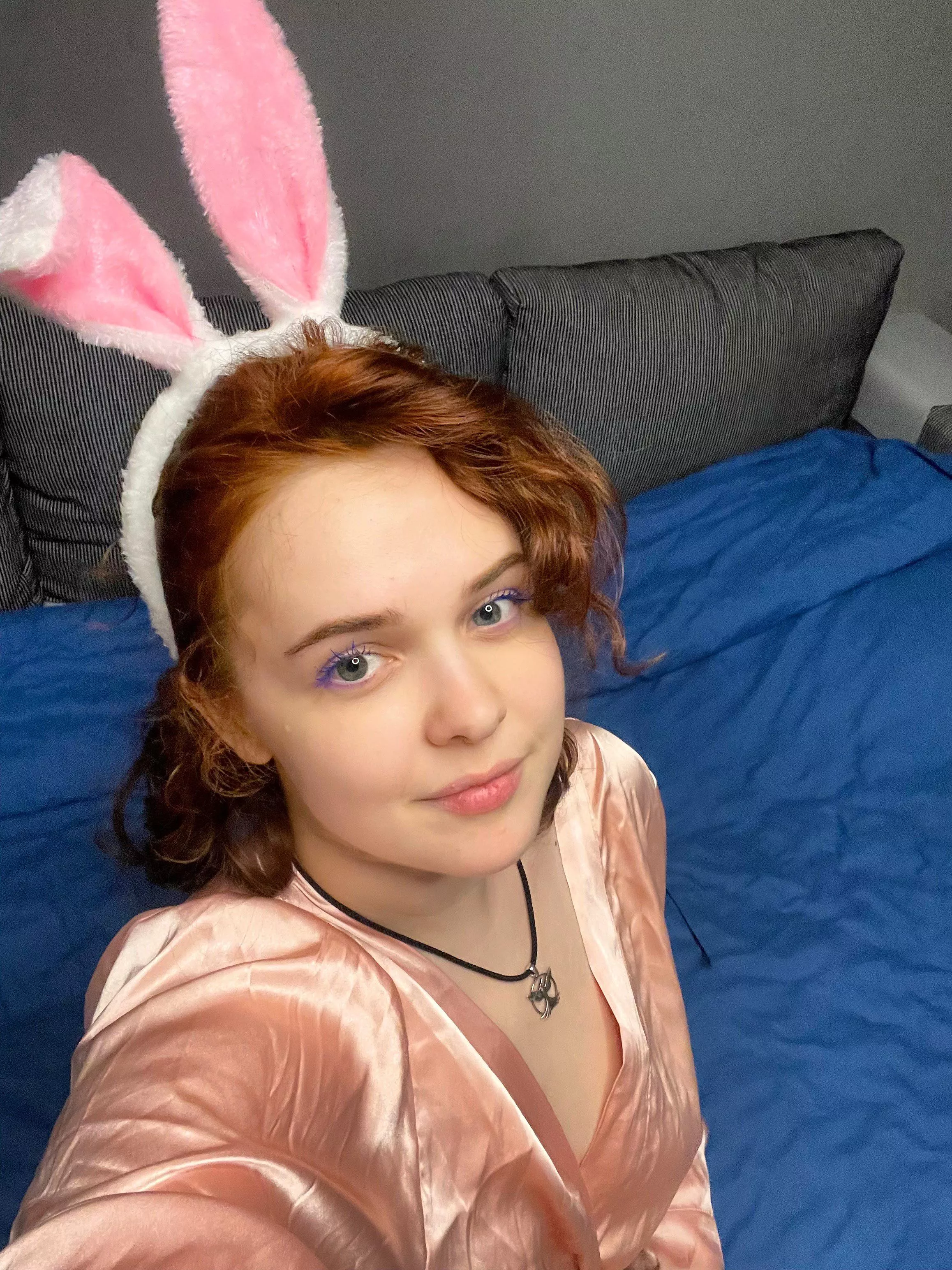 Rabbit wants to play posted by Curly_witch