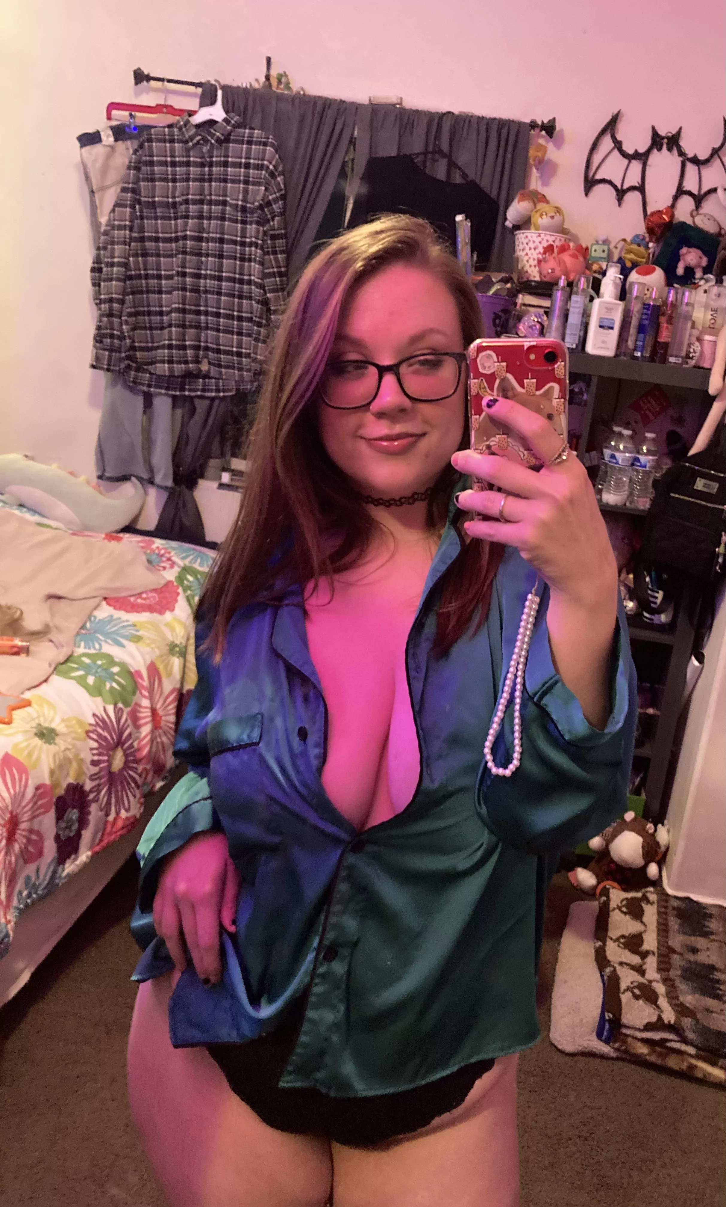 Sexy&Sultry 💚 posted by Zombeech_