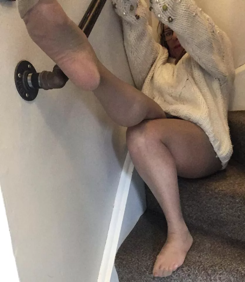 Shine on LEGS posted by Kellieblue_Mistress