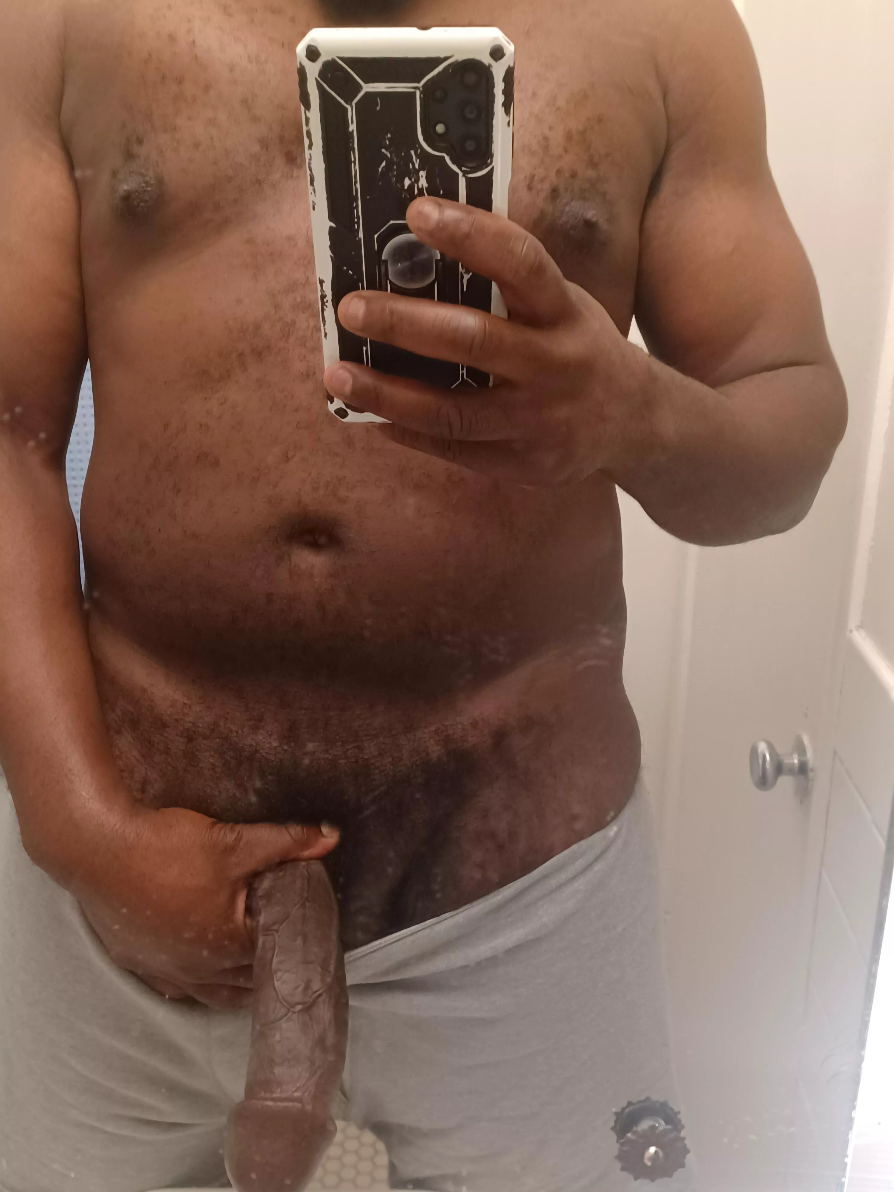 Start your week with a smile on your face and walking a little funny posted by Rando_Calrissian99