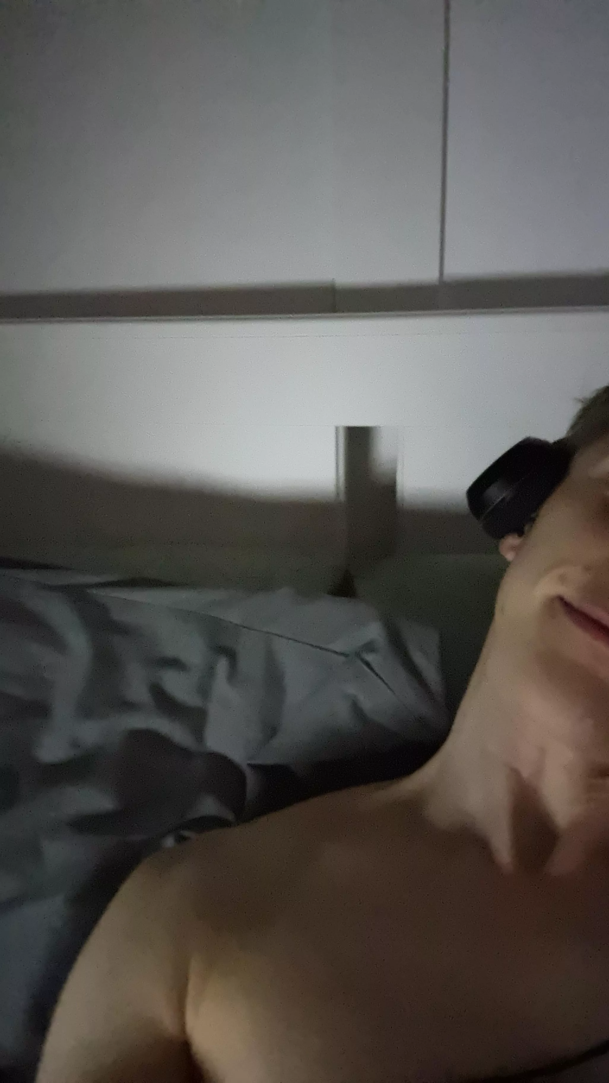 Straight guy here bored af looking for a bottom to get to know and be friends with hmu if your 18-23 posted by FormerClimate9266