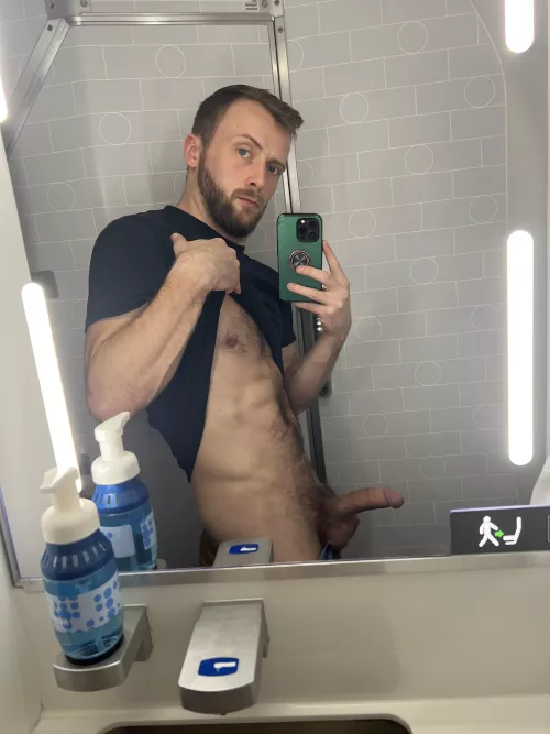 The pilot said to go back to my seat but i had unfinished business (29) by bipeterp