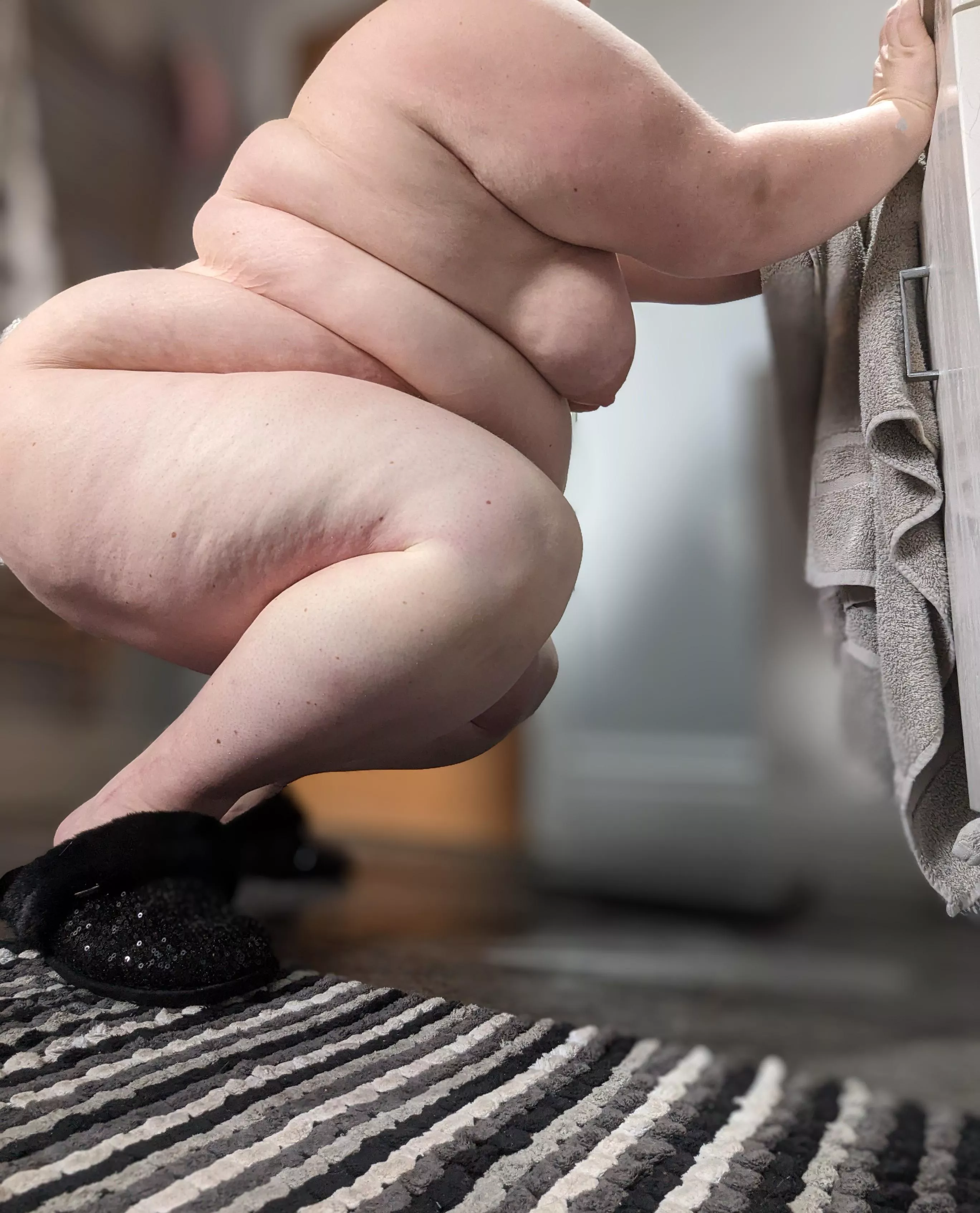 ThicK enough🍌 posted by CuriousAnnie27