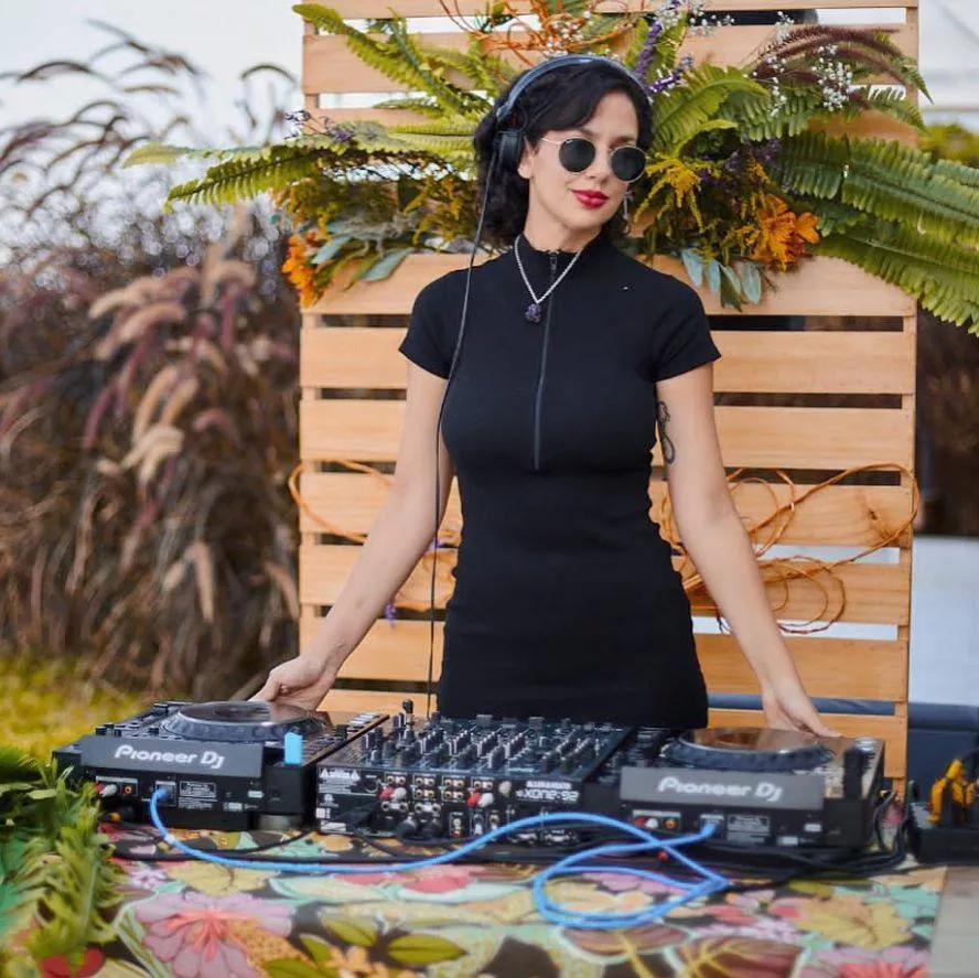 tight black dress posted by gabby_stimulus