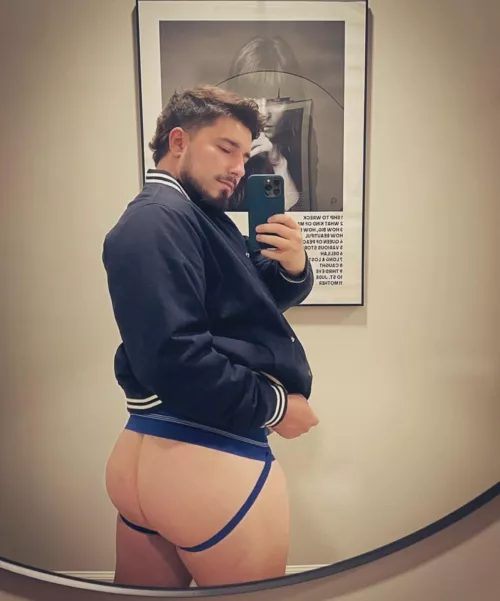 wanna let you rail this fat ass 😈 by calantxxx