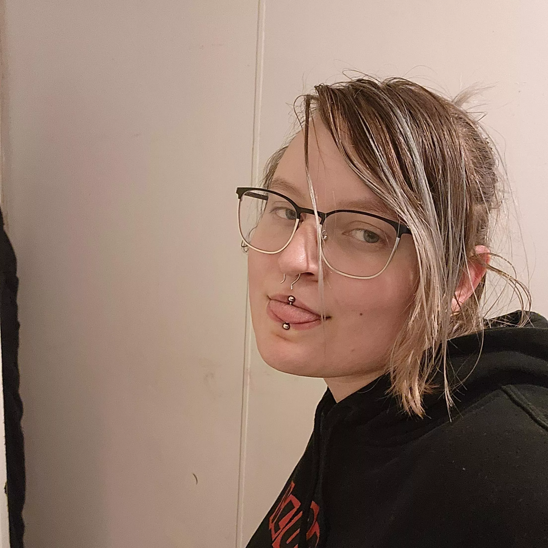 What's your opinion on a Pierced tounge? posted by Sunny_Sols_5326