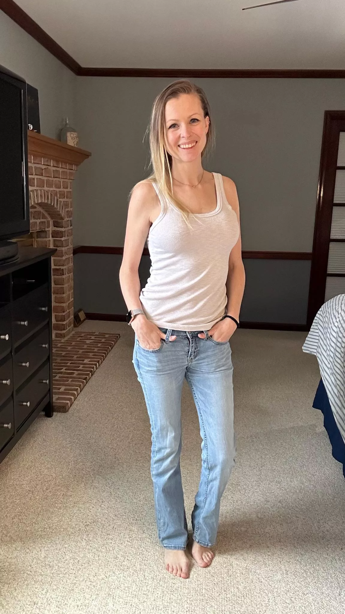 Who doesn’t love a busty MILF in a white tank and no bra posted by Lily_Devyne