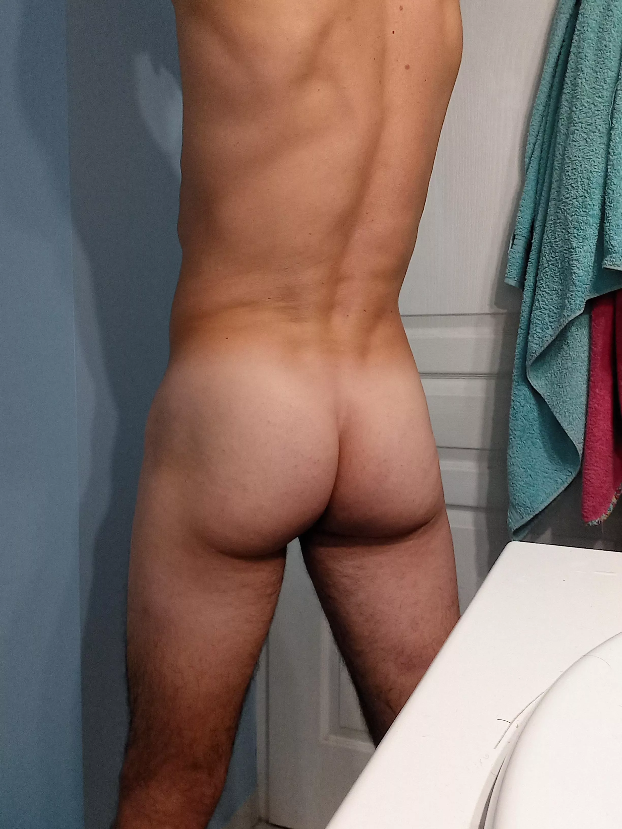 Whole back posted by Yomanu28