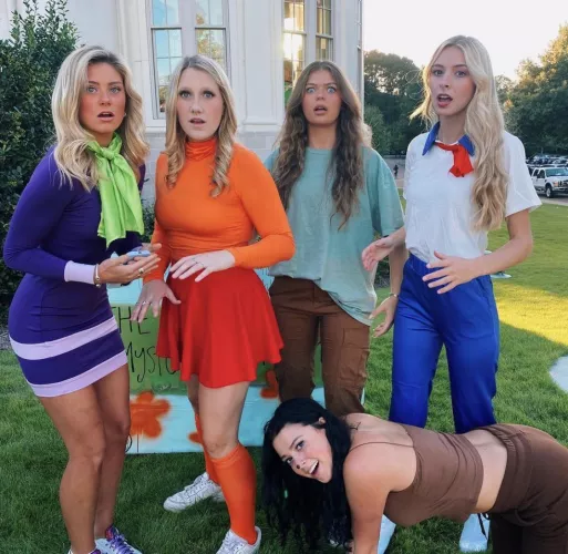 Who’s your favorite member of the gang ? by eazyknight