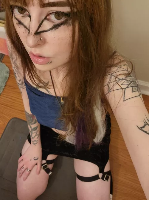 You look down and there's a goth girl  by xdream_scapex