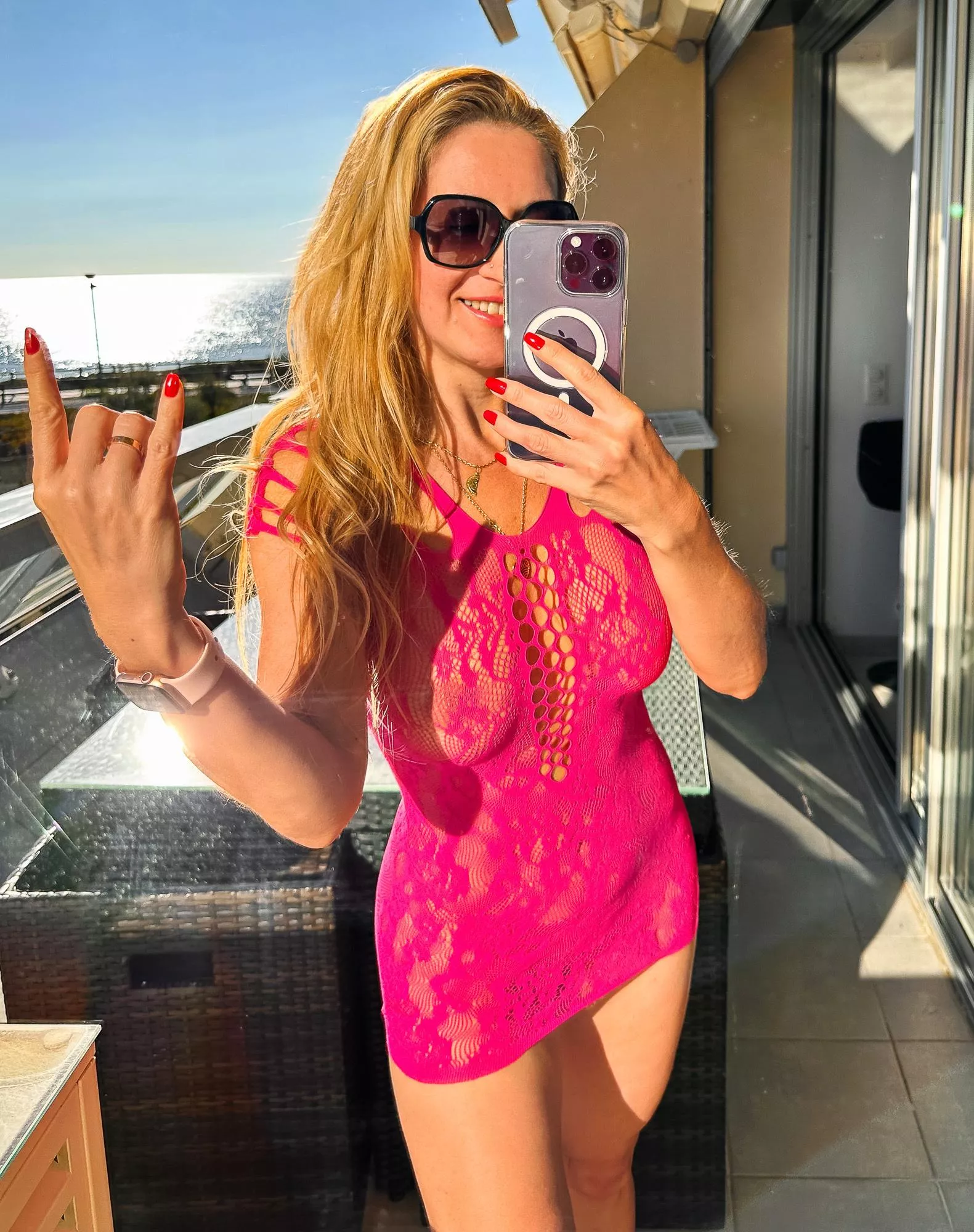 45 years old, mom two... I like to cheat on my husband with guys more endowed and virile than him posted by Elisa_dreams