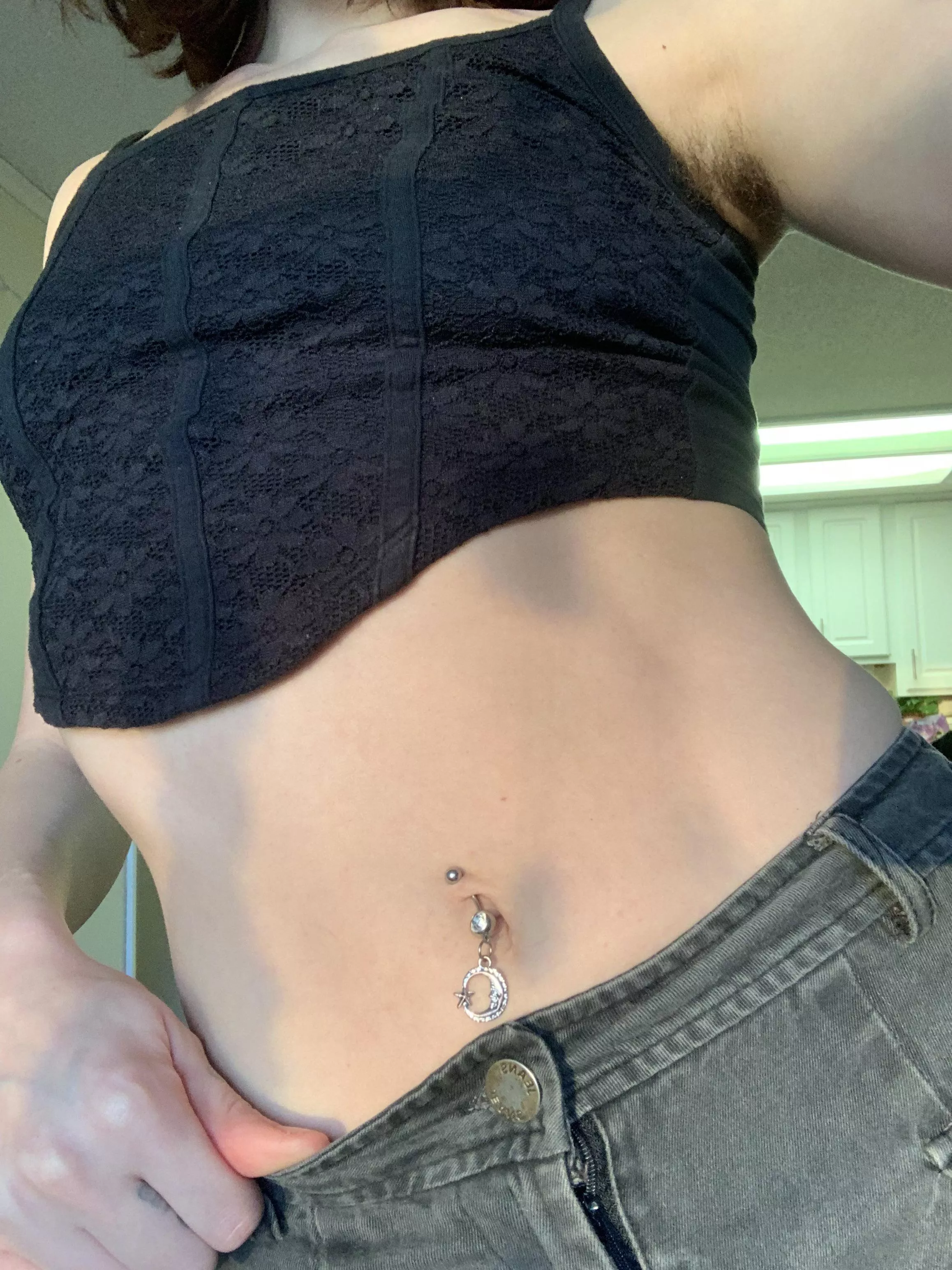 a closer view 👀  posted by fr0ntb0tt0ms_wh0re