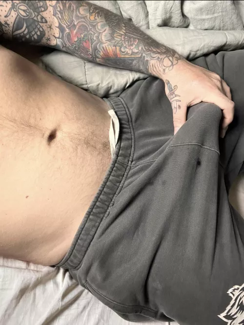 A secret wife said..”how much is your hand”… this is how much ISNT my hand 😈 by macncheeeseee